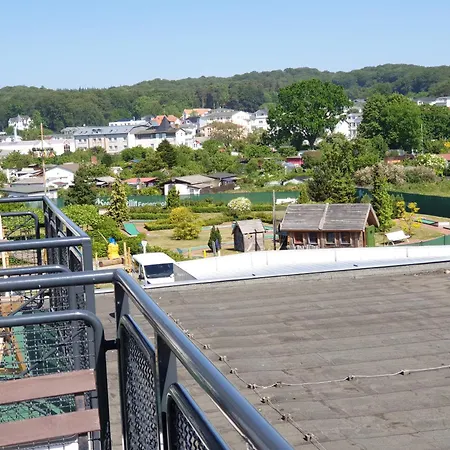 13 Im Haus Huehnergott - Mit Balkon In Toplage * Sellin (Rugen)